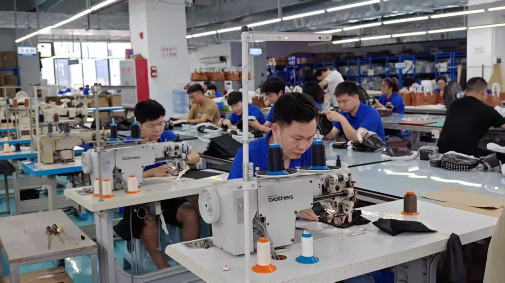 Lanbao leather bag factory banner 01
